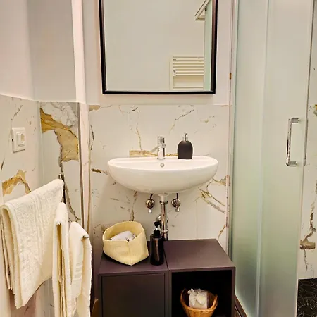 Nuovissimo - La Marmotta Apartament *