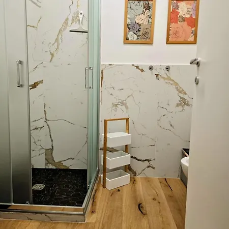 Apartament Nuovissimo - La Marmotta *
